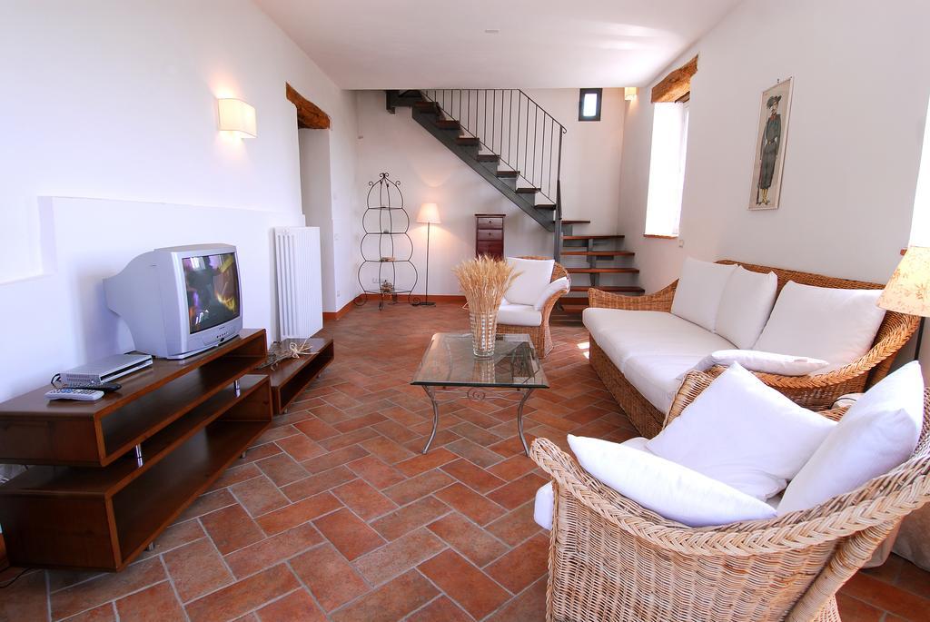 Agriturismo Tenuta Conti Faina Fratta Todina الغرفة الصورة