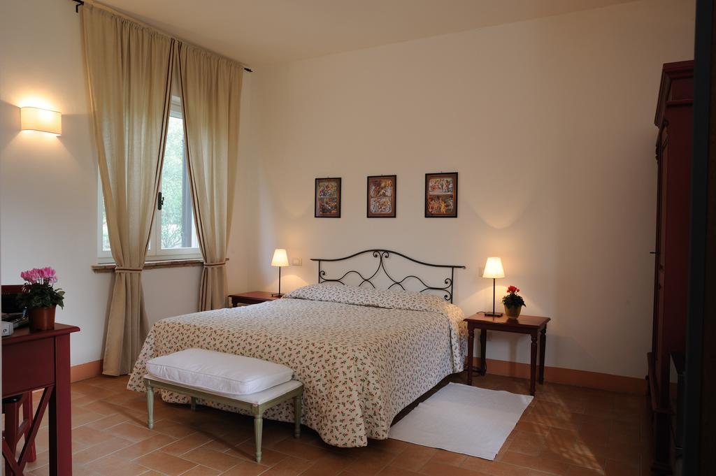 Agriturismo Tenuta Conti Faina Fratta Todina الغرفة الصورة